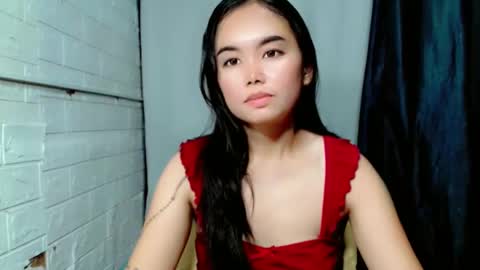 Snapshot of sweet_laika chatting on June 2, 2:13 am LAIKA online show from June 2, 2:13 am