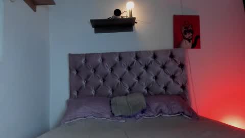 Snapshot of sweet_lia1_ chatting on November 9, 1:26 am Hi Im Lia Your dreams came true online show from November 9, 1:26 am