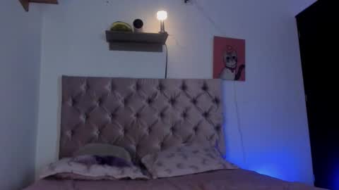 Snapshot of sweet_lia1_ chatting on November 18, 11:26 pm Hi Im Lia Your dreams came true online show from November 18, 11:26 pm