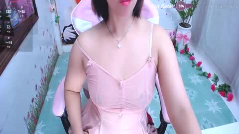 Snapshot of sweet_lily0 chatting on September 8, 5:23 pm Lily online show from September 8, 5:23 pm