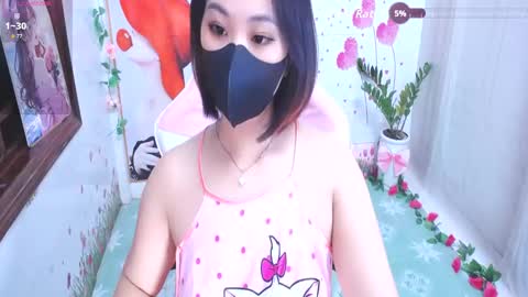 Snapshot of sweet_lily0 chatting on September 13, 4:40 pm Lily online show from September 13, 4:40 pm