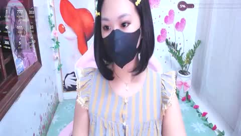 Snapshot of sweet_lily0 chatting on September 20, 7:37 pm Lily online show from September 20, 7:37 pm