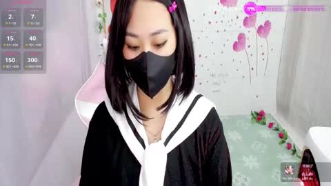 Snapshot of sweet_lily0 chatting on November 21, 8:29 pm Lily online show from November 21, 8:29 pm