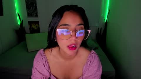 Lina online show from May 5, 2:19 am