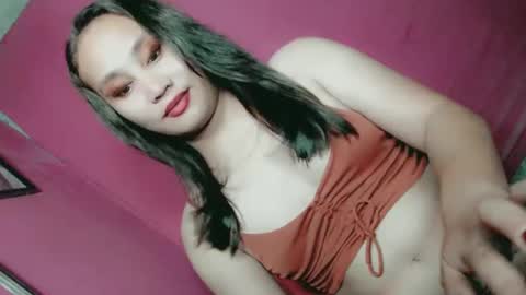 Snapshot of sweet_lover5 chatting on December 28, 3:04 pm SWEET LOVE online show from December 28, 3:04 pm