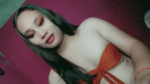 Snapshot of sweet_lover5 chatting on September 15, 2:17 pm SWEET LOVE online show from September 15, 2:17 pm