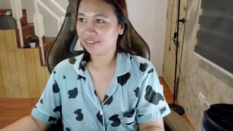 Snapshot of sweet_marie07 chatting on September 21, 8:21 pm cheeky Bum07 online show from September 21, 8:21 pm