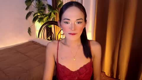 Snapshot of sweet_marry143 chatting on June 25, 12:32 am marry online show from June 25, 12:32 am