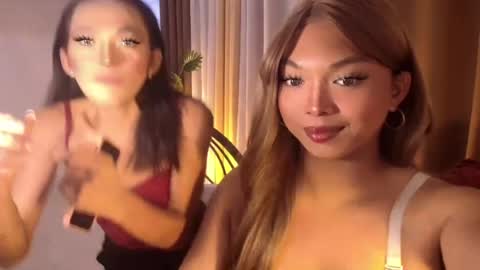 Snapshot of sweet_marry143 chatting on July 23, 3:04 am marry online show from July 23, 3:04 am