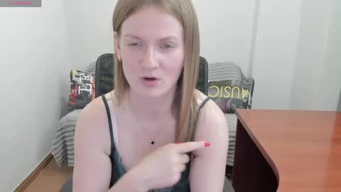 Mila online show from May 24, 6:02 pm