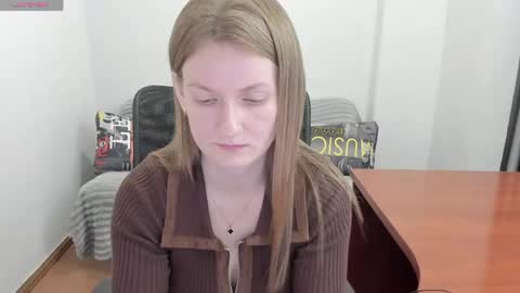 Mila online show from May 27, 5:54 pm
