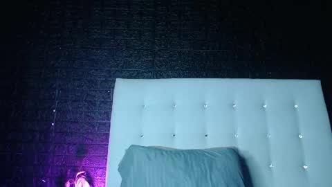 Snapshot of sweet_moniicaa chatting on May 17, 10:55 am Monica online show from May 17, 10:55 am