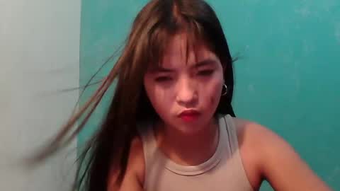 Snapshot of sweet_morenaph chatting on June 26, 5:28 pm sweet_morenaph online show from June 26, 5:28 pm