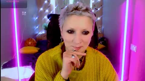 Snapshot of sweet_n_strong chatting on October 28, 8:07 am sweet_n_strong online show from October 28, 8:07 am