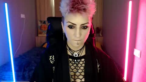 sweet_n_strong online show from January 8, 7:32 am