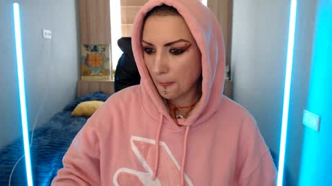 sweet_n_strong online show from April 25, 11:02 am