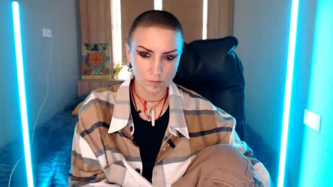 sweet_n_strong online show from April 25, 1:52 pm