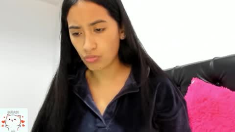 Snapshot of sweet_nhaomy chatting on November 10, 9:14 pm Nhaomy online show from November 10, 9:14 pm