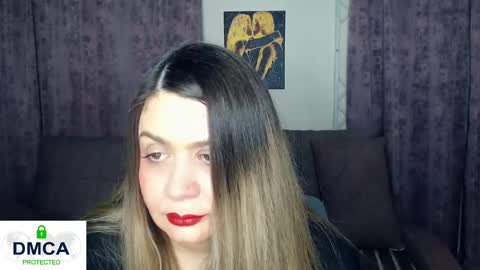 Snapshot of sweet_nika468 chatting on November 15, 12:56 pm Nicole online show from November 15, 12:56 pm