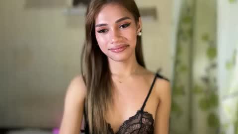 sweet_nikki03 online show from September 20, 7:48 pm