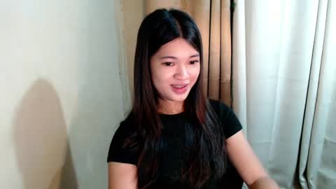 Snapshot of sweet_nylia chatting on July 23, 5:33 pm sweet_nylia online show from July 23, 5:33 pm