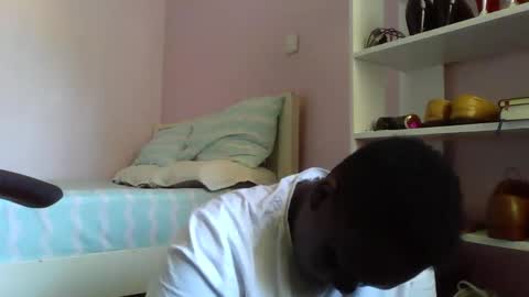 Snapshot of sweet_passion89 chatting on January 15, 10:53 am sweet_passion89 online show from January 15, 10:53 am