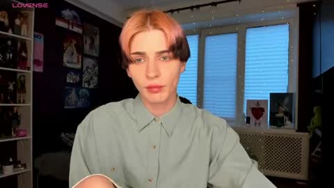 Snapshot of sweet_peach__ chatting on May 29, 6:17 pm kira online show from May 29, 6:17 pm