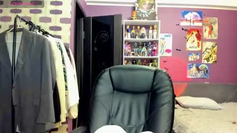 Snapshot of sweet_peach__ chatting on June 20, 7:38 pm kira online show from June 20, 7:38 pm