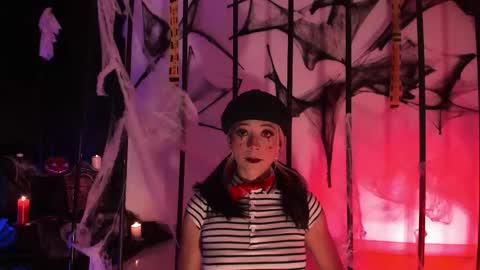 Penny  online show from October 11, 12:32 am