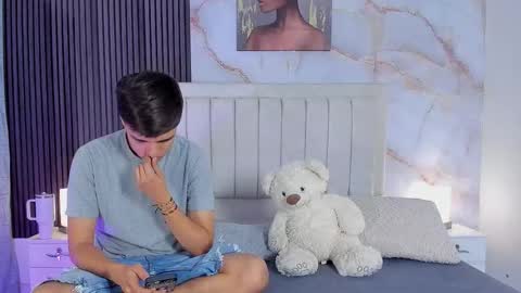 Petter online show from November 11, 12:49 pm