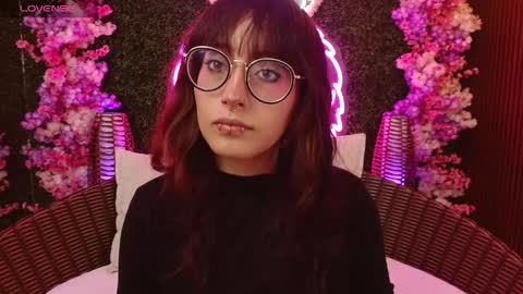 Roxanee online show from February 11, 1:27 pm