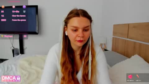 Snapshot of sweet_sabriina chatting on April 10, 6:51 am Sabina online show from April 10, 6:51 am