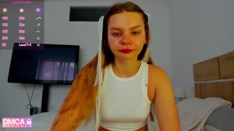 Snapshot of sweet_sabriina chatting on May 4, 6:20 am Sabina online show from May 4, 6:20 am