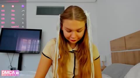Snapshot of sweet_sabriina chatting on May 6, 6:41 am Sabina online show from May 6, 6:41 am
