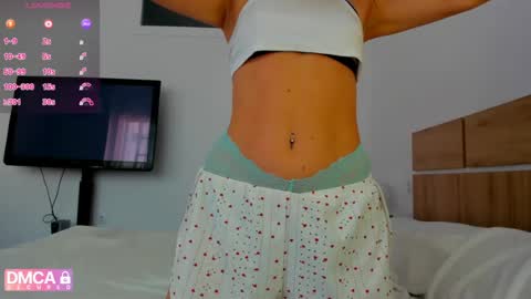 Snapshot of sweet_sabriina chatting on May 19, 6:31 am Sabina online show from May 19, 6:31 am