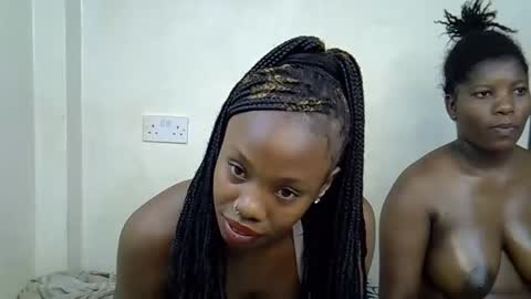 Elina online show from November 26, 1:39 am