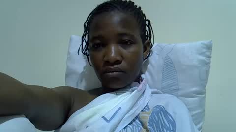 Snapshot of sweet_shari chatting on October 23, 5:29 am Princess shari online show from October 23, 5:29 am