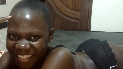 Snapshot of sweet_sharon01 chatting on October 22, 9:25 pm Sharon online show from October 22, 9:25 pm