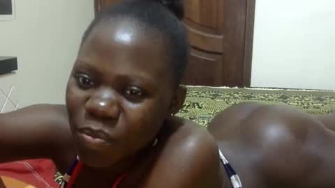 Snapshot of sweet_sharon01 chatting on October 26, 10:47 pm Sharon online show from October 26, 10:47 pm