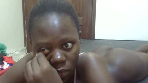 Snapshot of sweet_sharon01 chatting on November 23, 9:20 am Sharon online show from November 23, 9:20 am