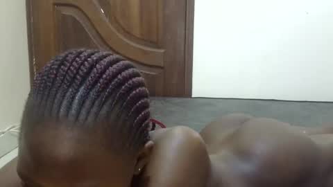 Snapshot of sweet_sharon01 chatting on November 27, 8:49 am Sharon online show from November 27, 8:49 am