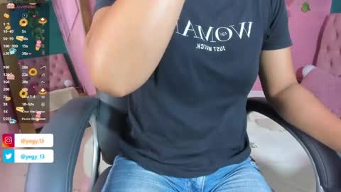 Snapshot of sweet_starxx chatting on May 11, 9:12 pm Yeileen online show from May 11, 9:12 pm