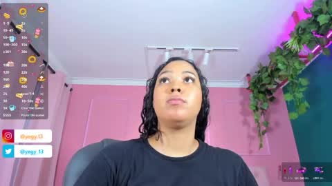 Snapshot of sweet_starxx chatting on May 26, 11:01 pm Yeileen online show from May 26, 11:01 pm