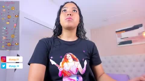 Snapshot of sweet_starxx chatting on July 27, 10:39 pm Yeileen online show from July 27, 10:39 pm