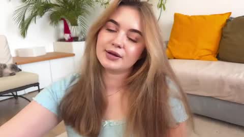 Snapshot of sweet_sugar87 chatting on March 27, 11:54 am ViolaandVince online show from March 27, 11:54 am