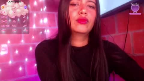 Snapshot of sweet_susy999 chatting on January 24, 7:28 pm susy 222 online show from January 24, 7:28 pm