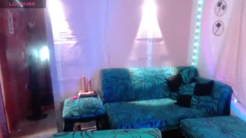 Snapshot of sweet_susy999 chatting on June 22, 8:17 pm susy 222 online show from June 22, 8:17 pm