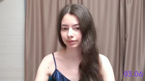 Snapshot of sweet_sweet_angel chatting on June 3, 8:50 am Angel online show from June 3, 8:50 am