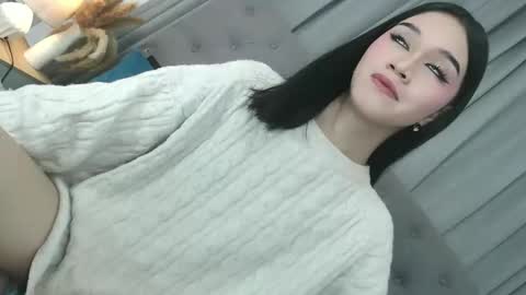 sweet_tatiana28 online show from April 15, 3:52 pm