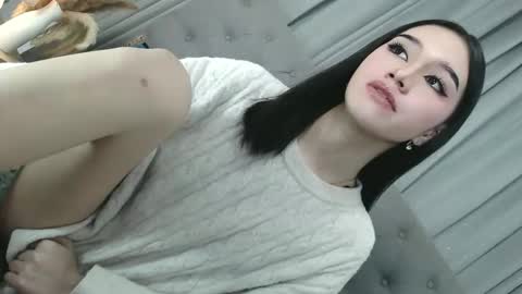 sweet_tatiana28 online show from May 2, 4:12 pm